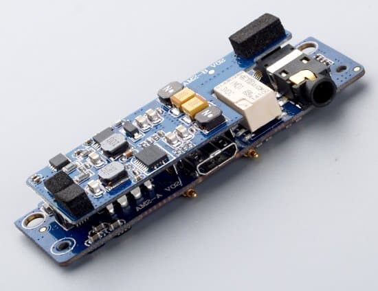 Аудиофильский Hi-Res DSD 384/32 плеер FiiO X7 и усилитель мощности FiiO AM2