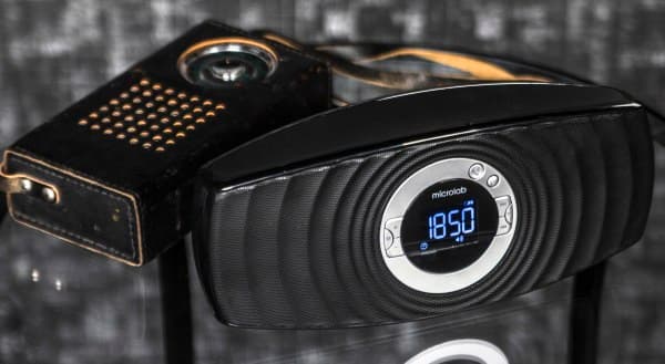 Комплектация колонки Microlab MD310 BT