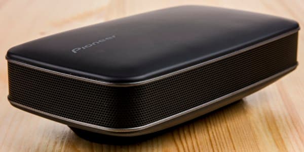 Дизайн колонки Pioneer FreeMe XW-LF1