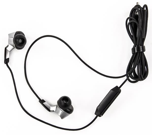 Обзор наушников Lamborghini Quantum