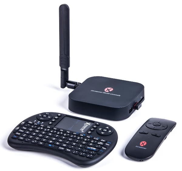 Внешний вид Xtreamer Multi-Console и пультов управления