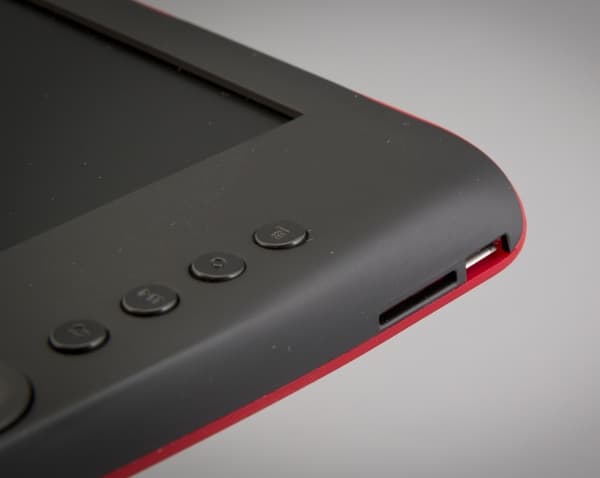 Внешний вид электронной книги iconBIT HDB700 Slim