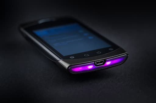 коммуникатор Highscreen Cosmo, светодиодная подсветка