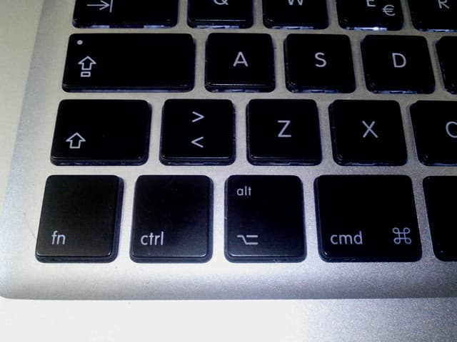 Обзор Philips W732. Демонстрационный снимок