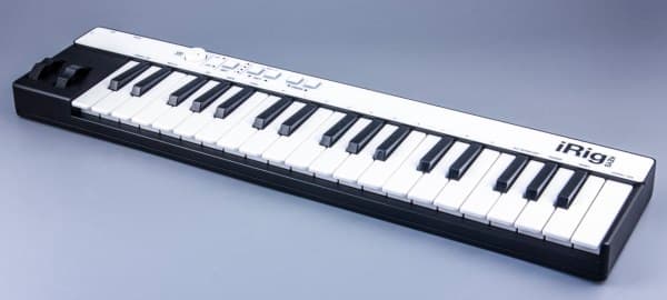 MIDI-клавиатура iRig Keys