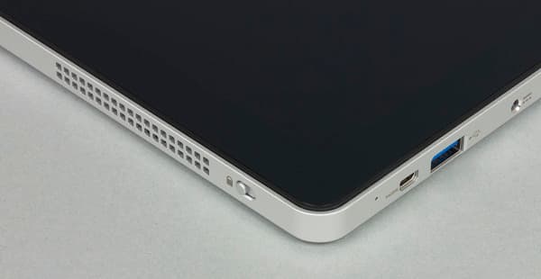 Внешний вид Acer Iconia W700