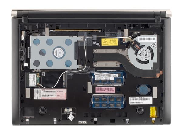 ноутбук Acer Iconia с двумя экранами