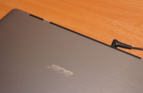 Сравнение Acer Aspire S3 с MacBook Air