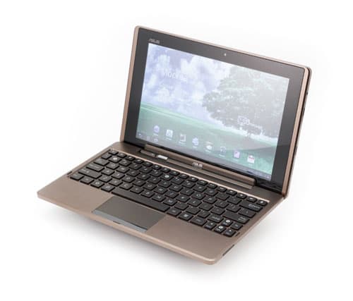 Планшет Asus Eee Pad Transformer подключен к док-станции и выглядит как нетбук