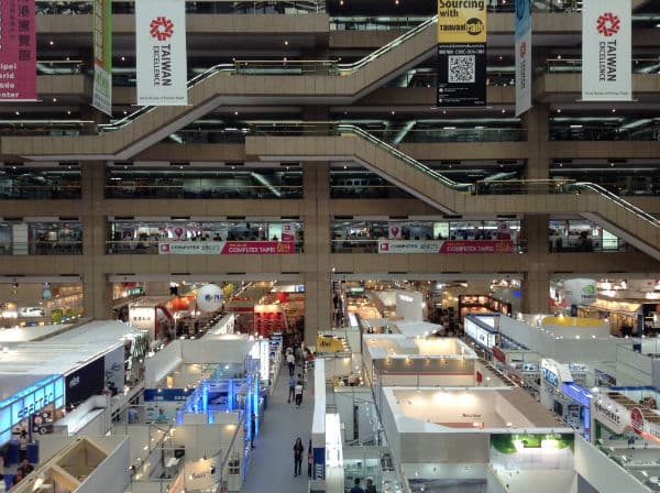 На выставке Mobile World Congress