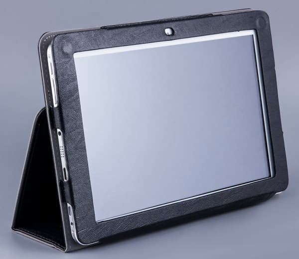 Планшет Cube U30GT2 в обложке