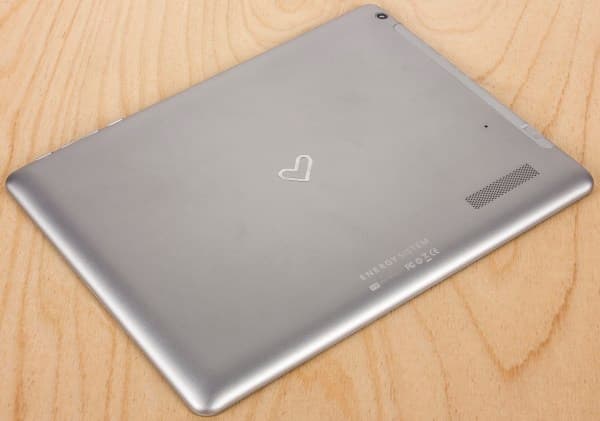 Дизайн планшета Energy Sistem i10 Quad SuperHD