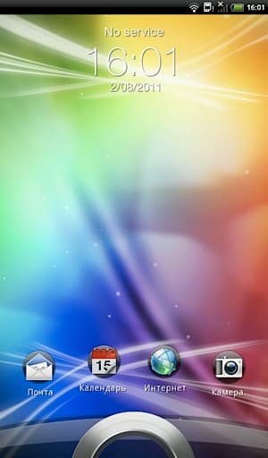 'Первый экран главного меню HTC Flyer
