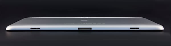 Нижняя грань Huawei MediaPad 10 FHD