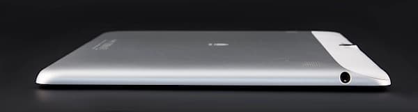 Левая грань Huawei MediaPad 10 FHD