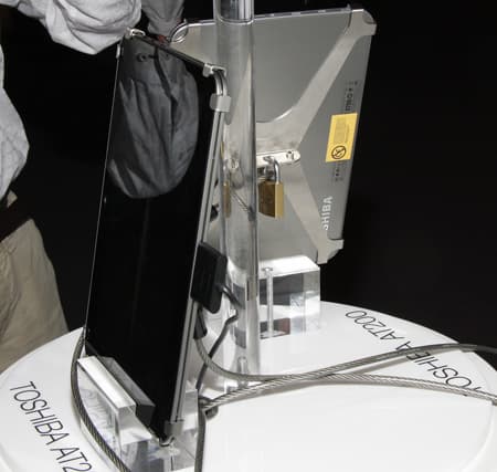 IFA 2011, Toshiba AT200