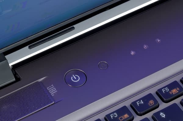 Ноутбук Lenovo Ideapad Y570