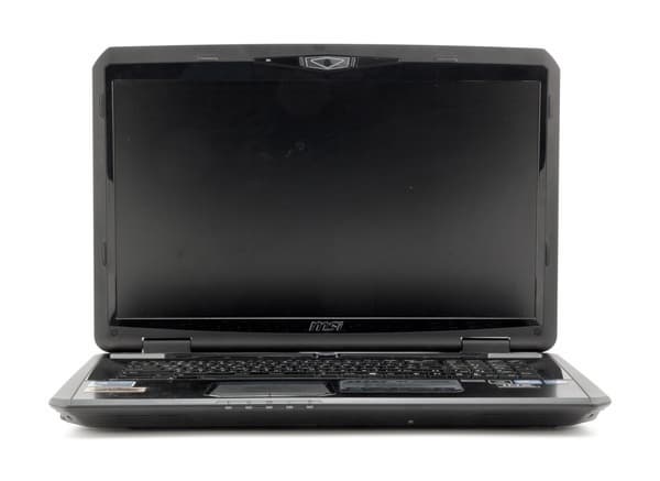 Ноутбук MSI GT780DXR: вид спереди, экран