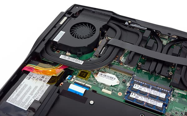 Игровой ноутбук MSI GT80 2QE Titan SLI