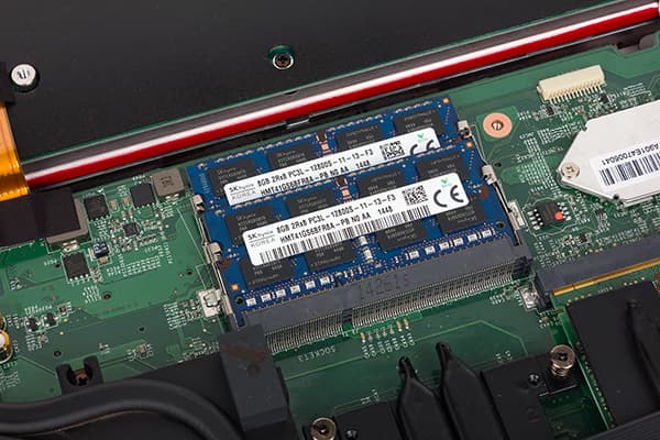 Игровой ноутбук MSI GT80 2QE Titan SLI