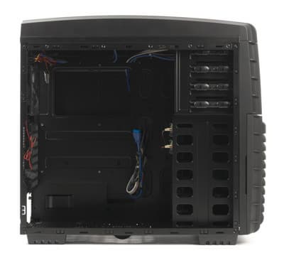 Корпус Chieftec DX-02B, вид на шасси слева