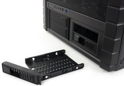 Cooler Master HAF XB EVO: контейнер X-Dock