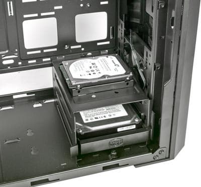 Крепление накопителей