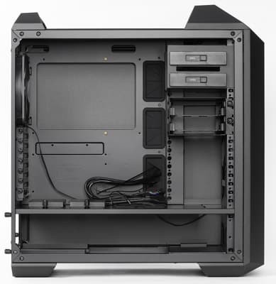 Вид на шасси слева