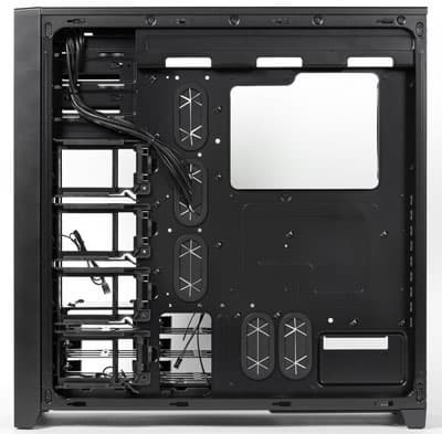 Вид на шасси справа