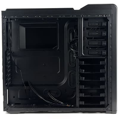 Вид изнутри Corsair Carbide 400R