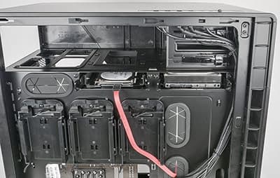 Крепление накопителей