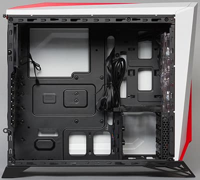 Вид на шасси слева