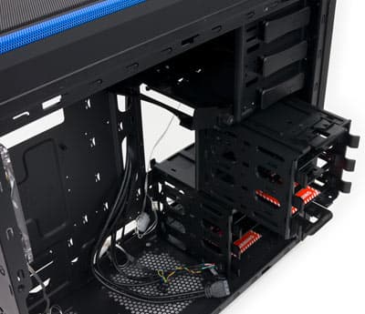 Вариант расположения корзин для HDD/SSD, Deepcool Pangu