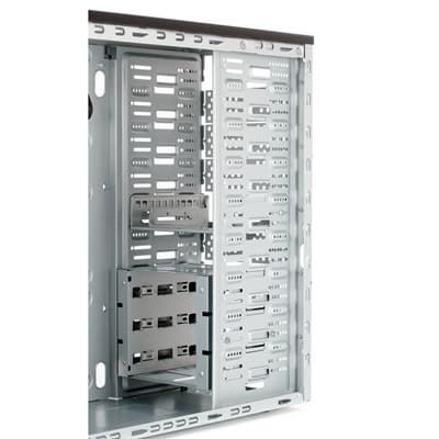 Внутреннее устройство передней части шасси EZCool V-400