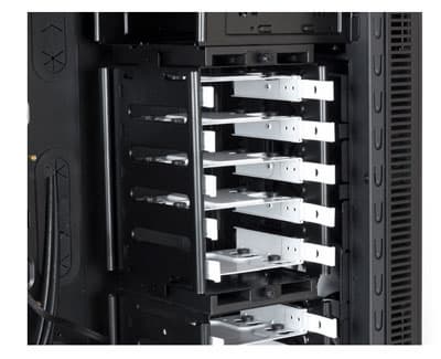 Установка дисков в Fractal Design Define R4