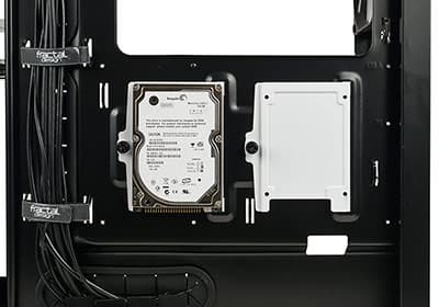 Fractal Design Define R5: установка SSD/HDD справа