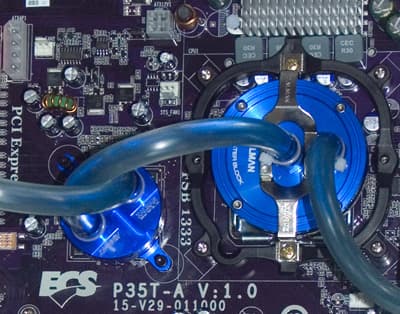 Водоблоки Zalman на северном мосту и процессоре