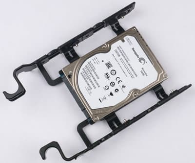 Крепление накопителей