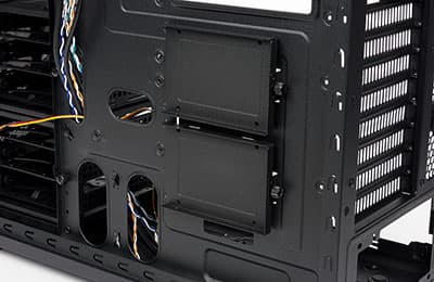 Крепление накопителей