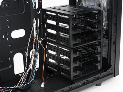 Крепление накопителей