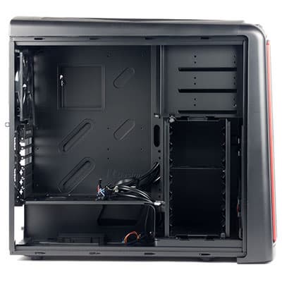 Вид слева сбоку корпуса Thermaltake Element S