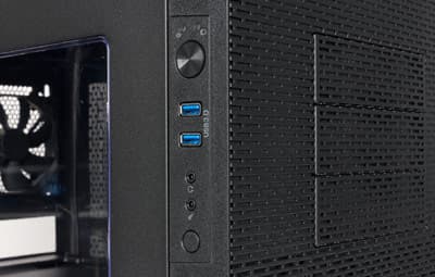 Корпус Thermaltake Core X2, Органы управления и разъемы