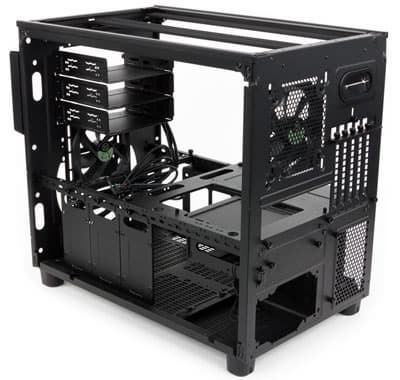 Корпус Thermaltake Core X2, вид на шасси справа