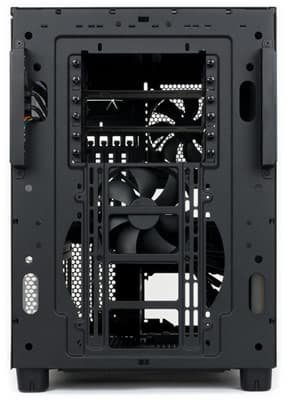 Корпус Thermaltake Core X2, вид на шасси спереди