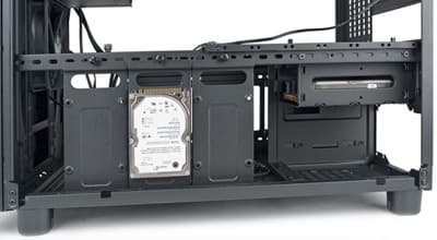 Корпус Thermaltake Core X2, Диск на планке