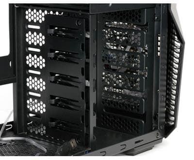 Корзина для 3,5-дюймовых накопителей