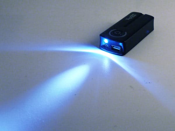 Внешняя батарея Top-Mini: фонарик