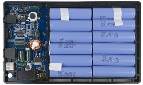 Универсальная внешняя батарея Top-Max