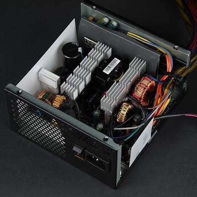 Вид платы блока питания Pure Power l8 530w CM (BQT L8-CM-530W)