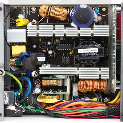 Вид платы блока питания Chieftec APS-750CB